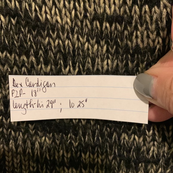 Dex 100% acrylic black/beige hi/lo cardigan. Sz small. VGUC. - Picture 9 of 9